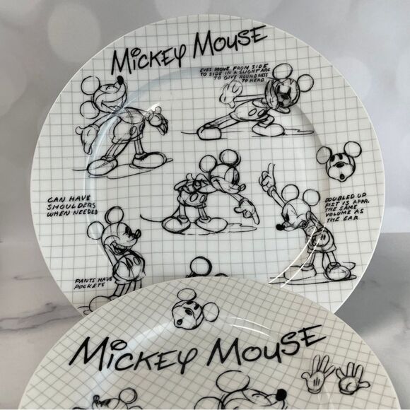 Disney Mickey Mouse Sketch Book Plates 10.5" &  8" - Picture 3 of 11